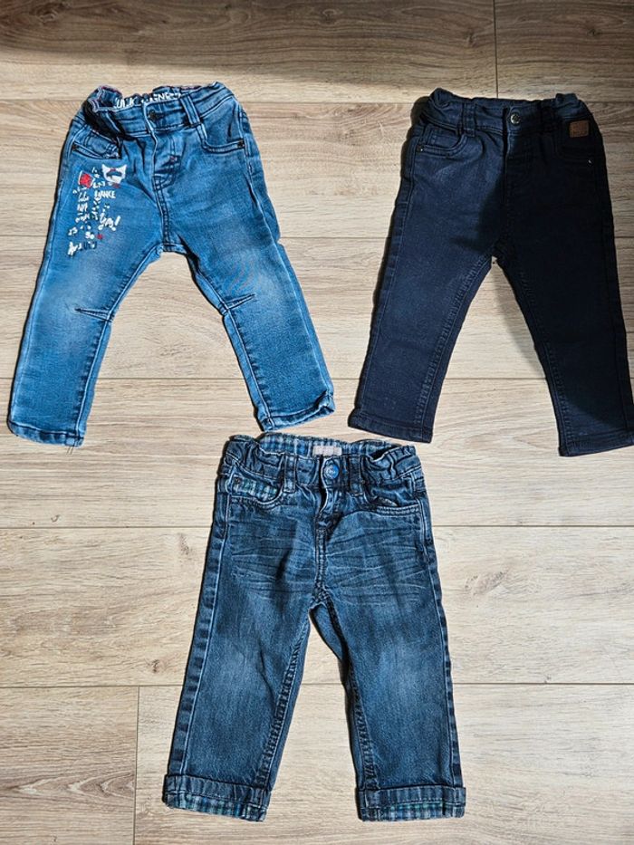 Lot de 3 jeans 18 mois