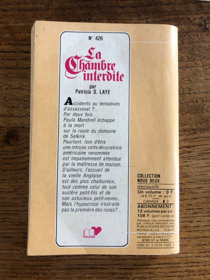 Lot de 3 livres de poche des éditions nous deux - photo numéro 2