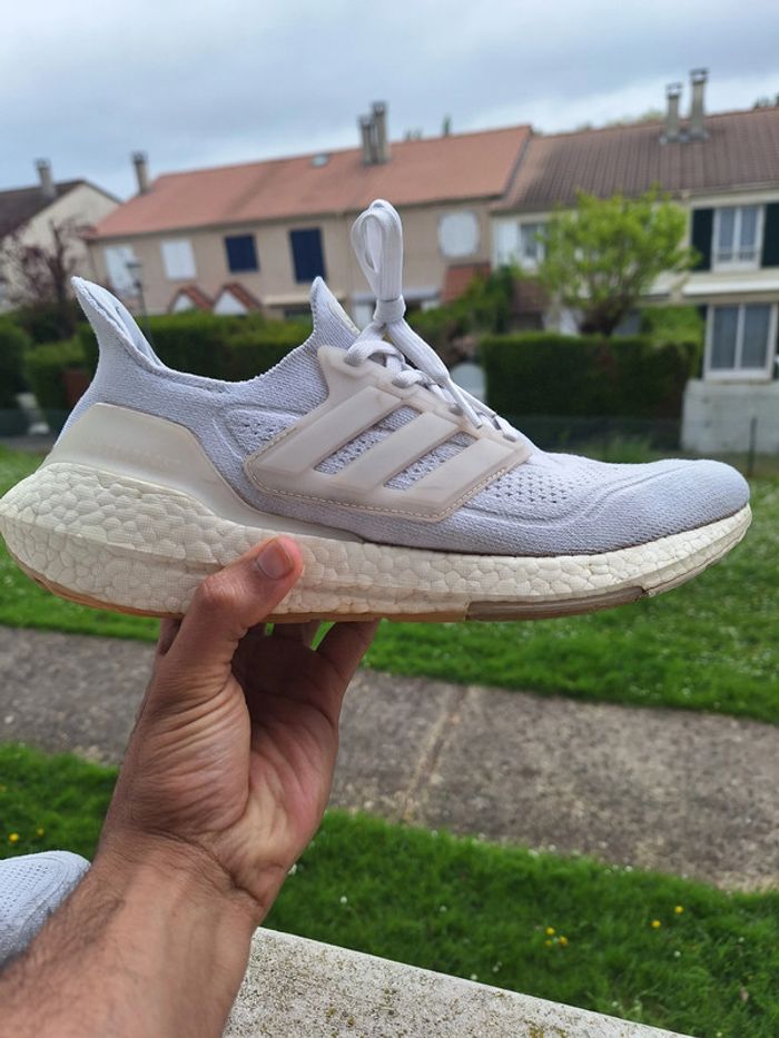 Adidas Ultraboost 21 Blanche - Taille 42,5 pour femme - photo numéro 2