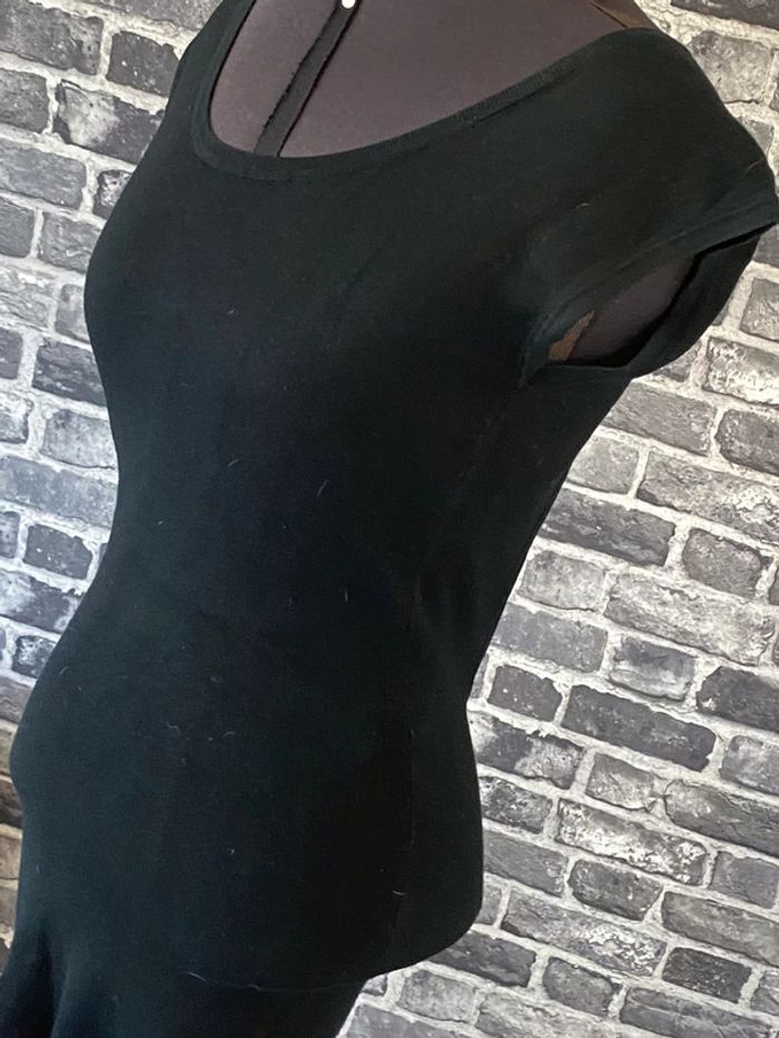 Robe dos ajouré - photo numéro 4
