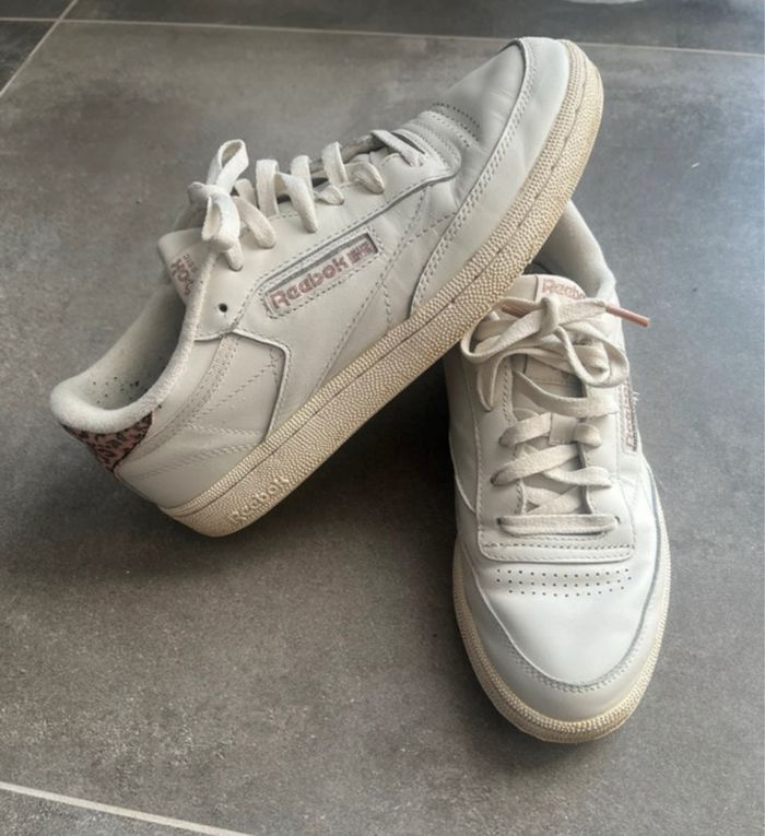 Baskets Reebok club 40
