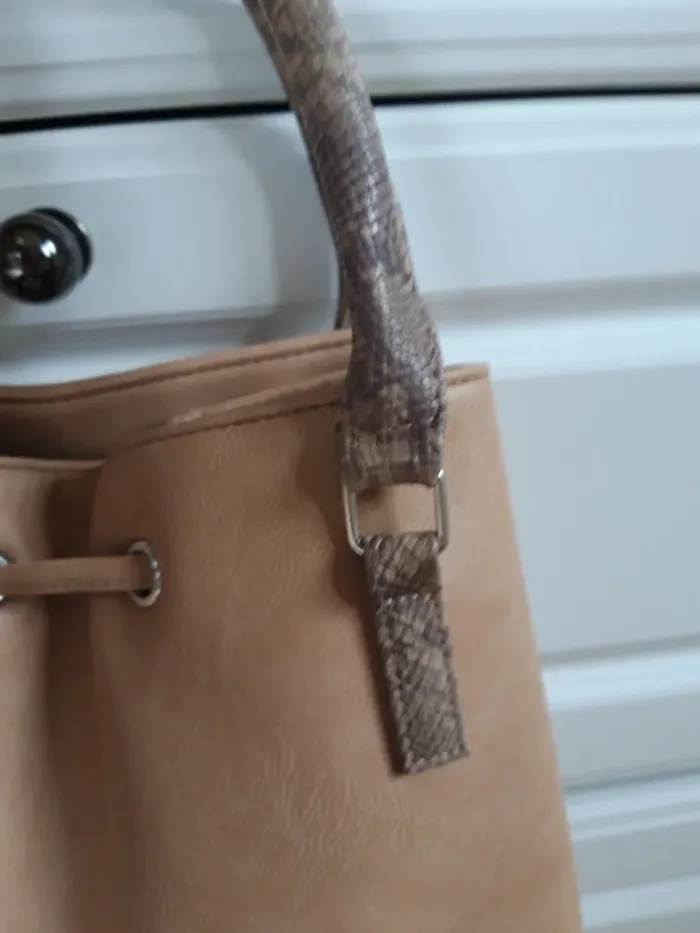 Sac style sac seau porté main et bandoulière - photo numéro 6