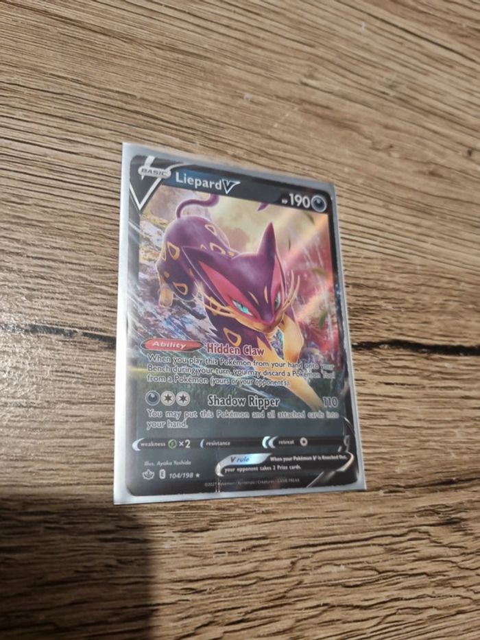Carte pokémon liepard V 104/198 anglaise année 2021 - photo numéro 6