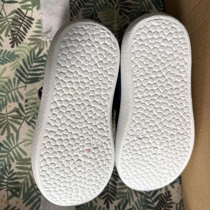 Baskets enfant taille 20 - photo numéro 4