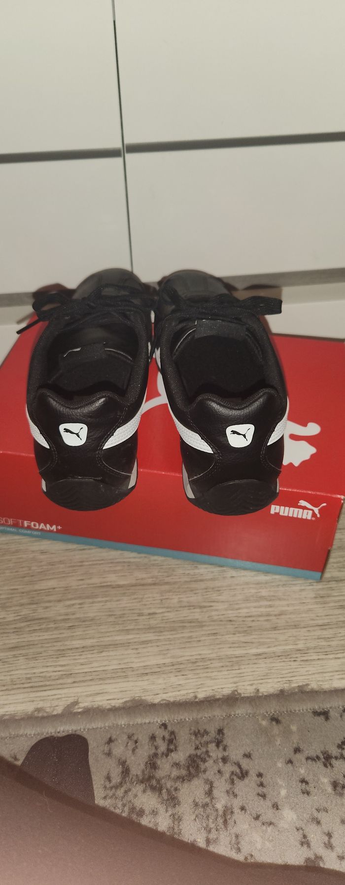 Baskets femme Puma pointure 39 - photo numéro 4