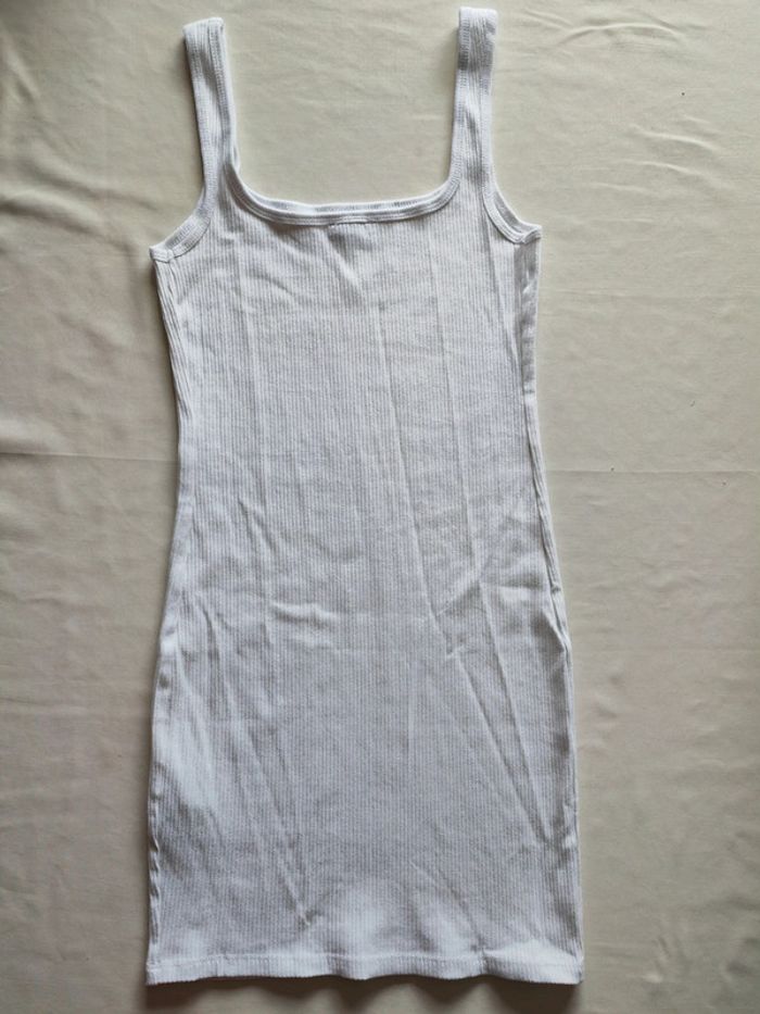 Robe blanche, taille S, Bershka - photo numéro 5