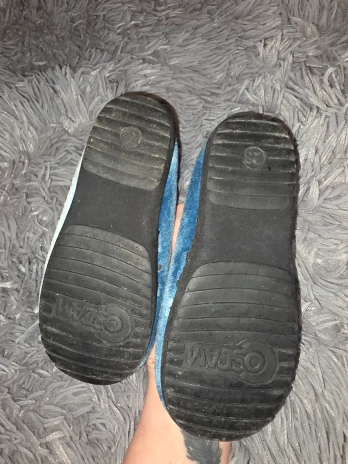 Chausson bleu - photo numéro 2