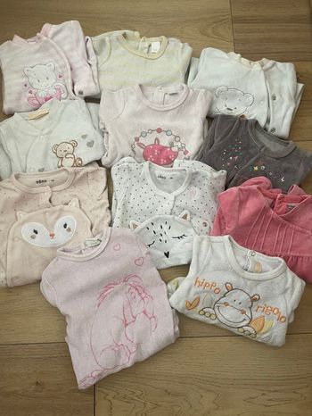 Lot bébé fille 1 mois Vertbaudet