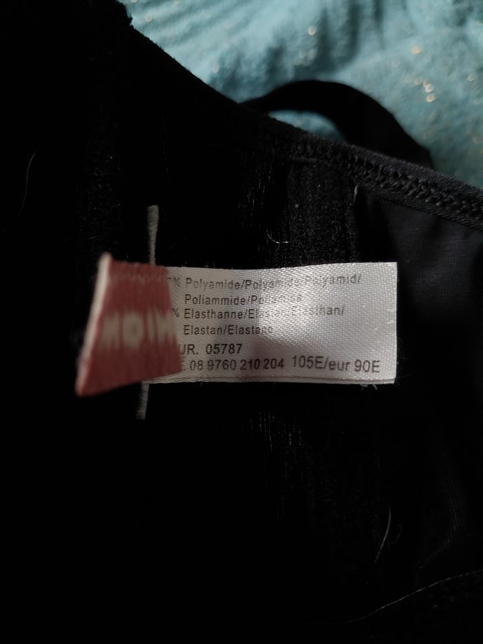 Soutien-gorge noir - photo numéro 3