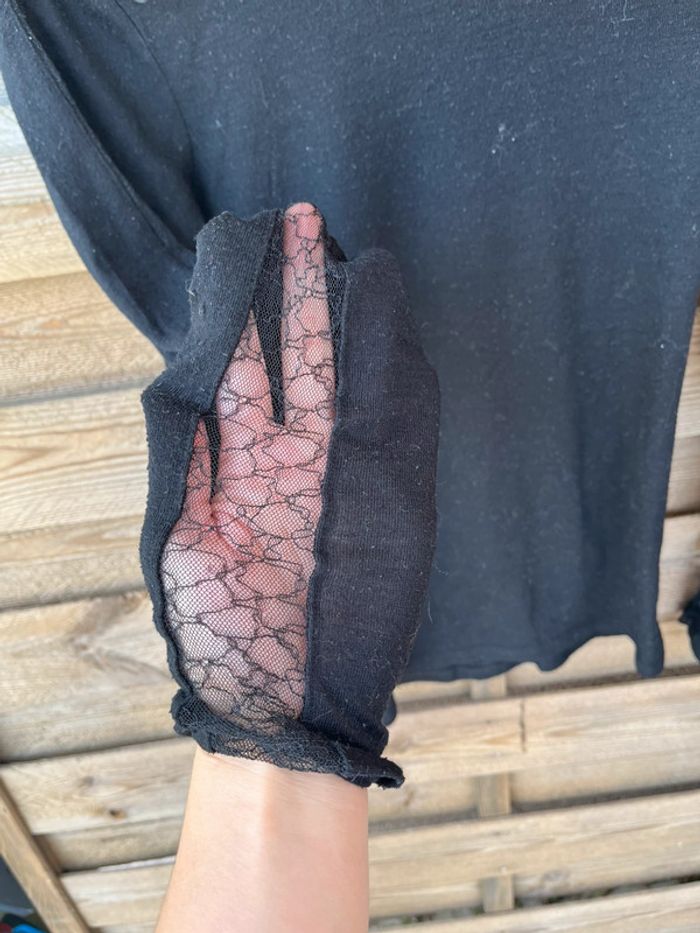 TEE shirt camaïeu noir uni manches dentelle - photo numéro 2