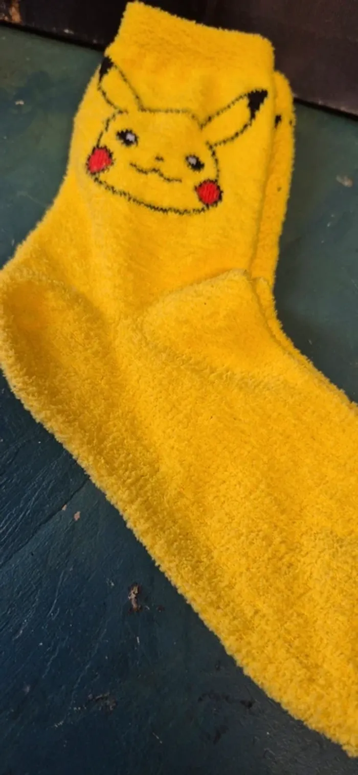 Chaussettes pokemon - photo numéro 2