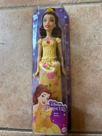 Poupée Disney Belle, la belle et la bête Neuf