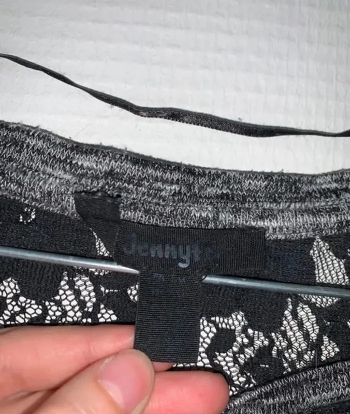Pull gris femme taille 38 - photo numéro 2
