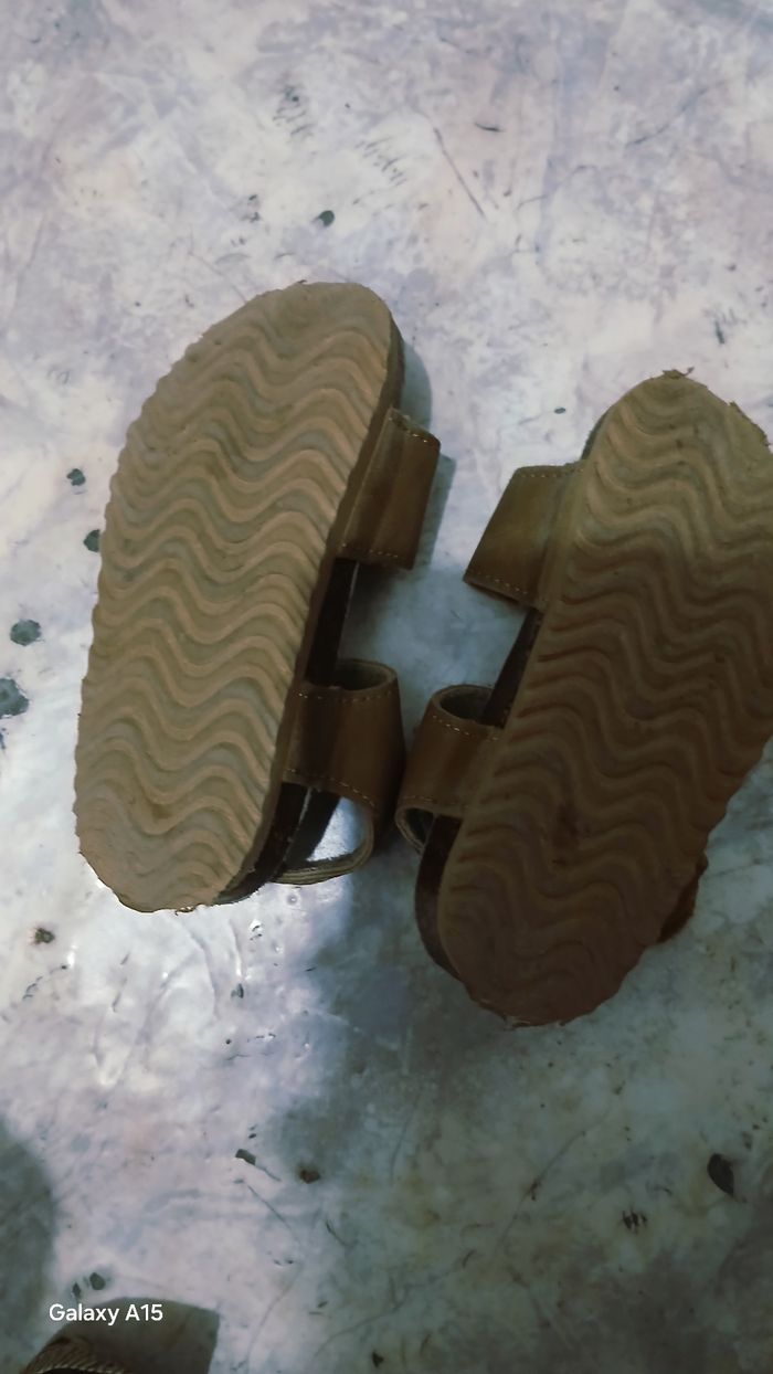 Lots de chaussures filles taille 24 - photo numéro 8