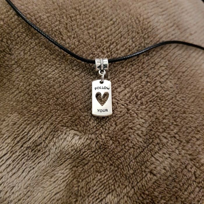 Collier et pendentif à message - photo numéro 2