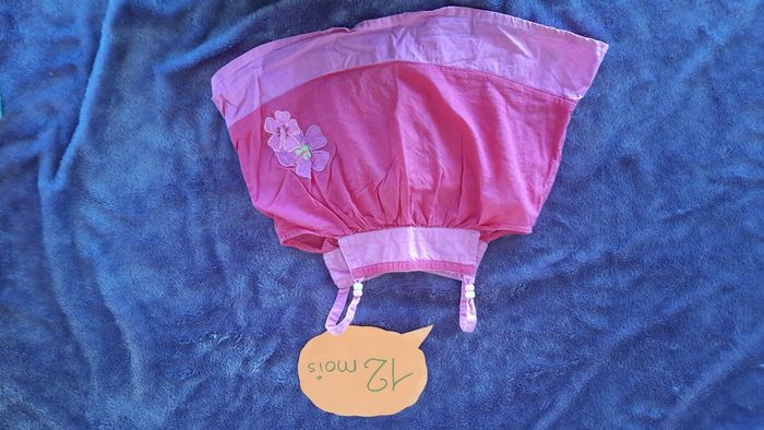 Haut ample fines bretelles