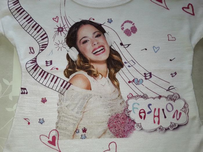 🔮 Tee Shirt en 6 ans 🔮 - photo numéro 2