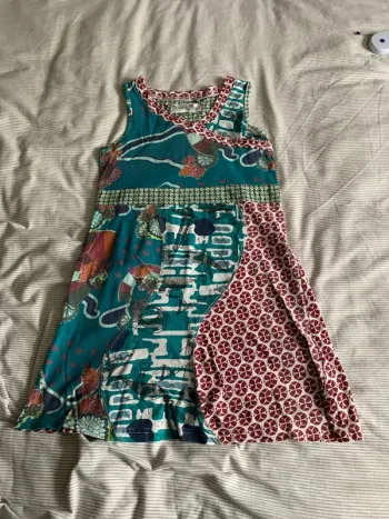 Robe à grosses bretelles