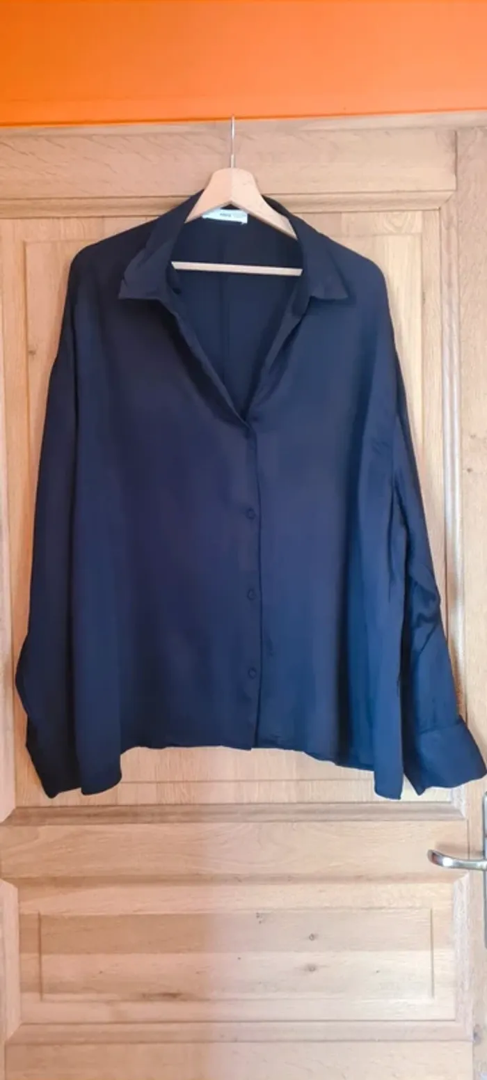 Chemise noir Mango
