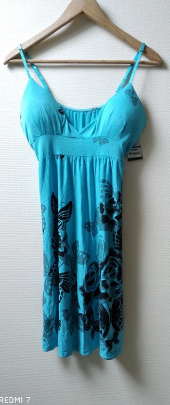 Robe bleu neuve taille unique été papillon