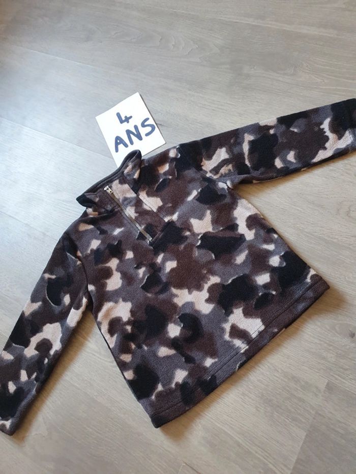 Pull 4ans garçon