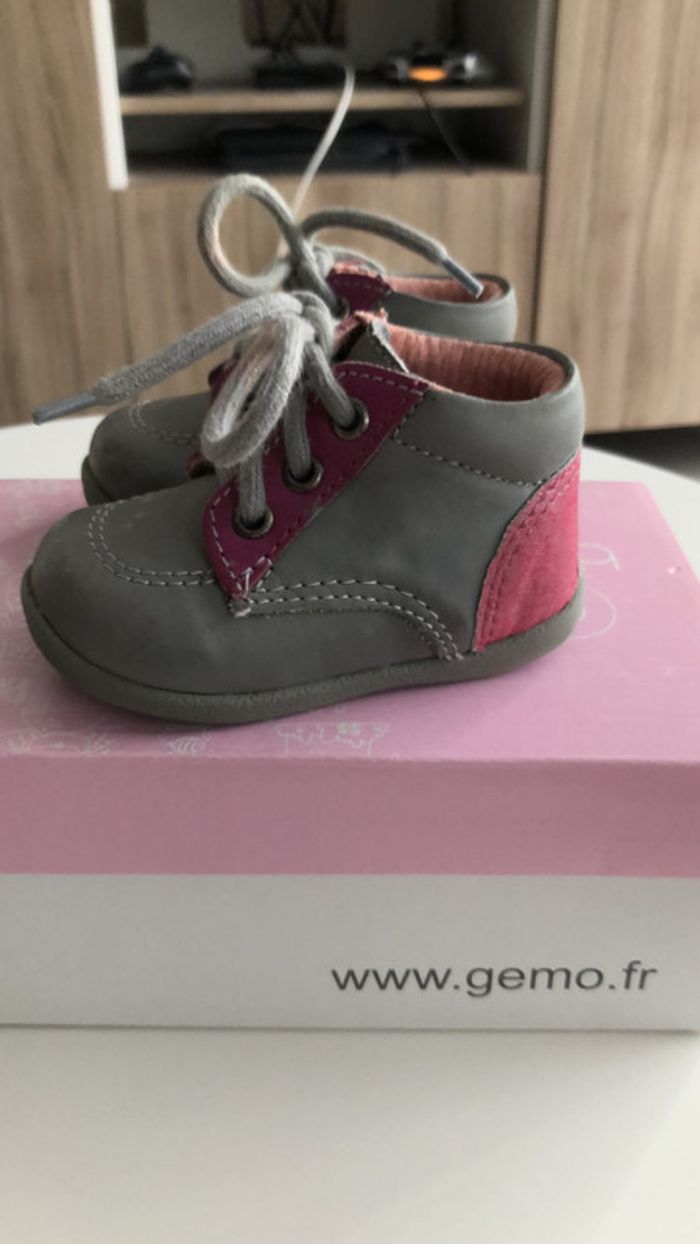 Chaussure fille grise et rose taille 18 - photo numéro 5