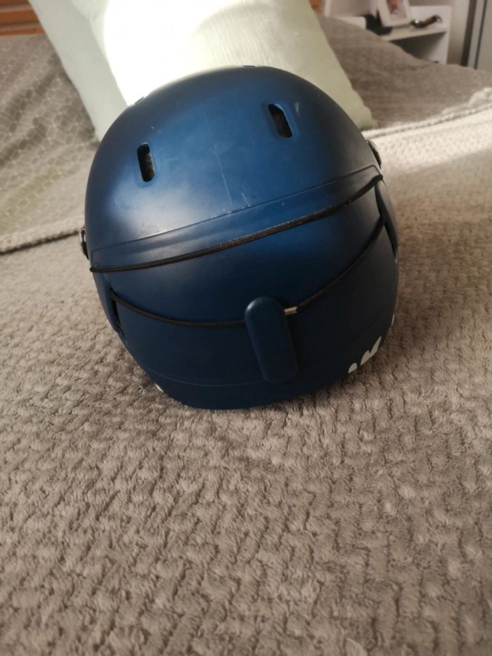 Casque de ski avec visière intégrée. - photo numéro 6