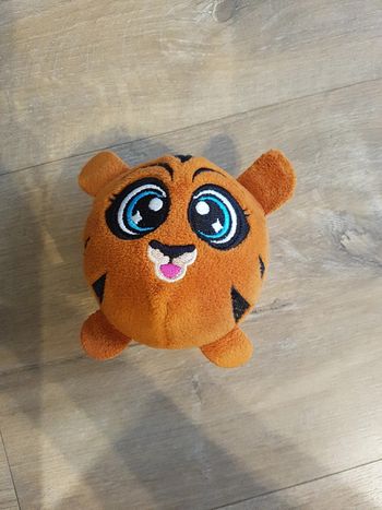 Peluche ronde tigre