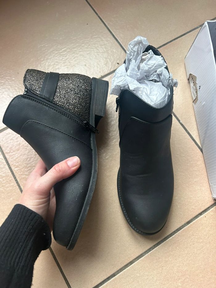 Bottine neuve taille 38 dans sa boîte - photo numéro 3