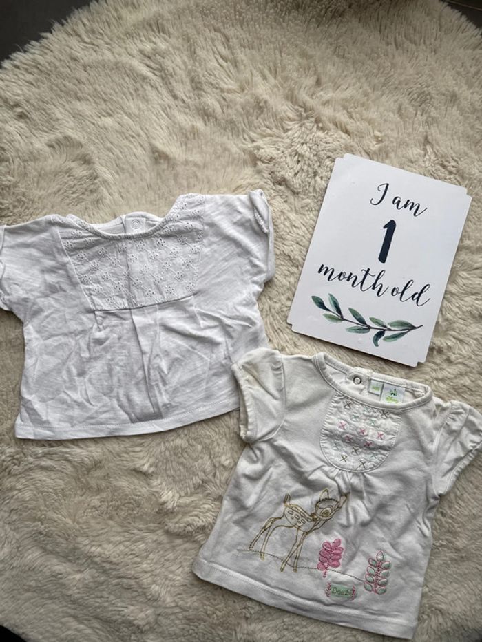 2 t shirt bambi Disney et Obaiïbi 1 mois