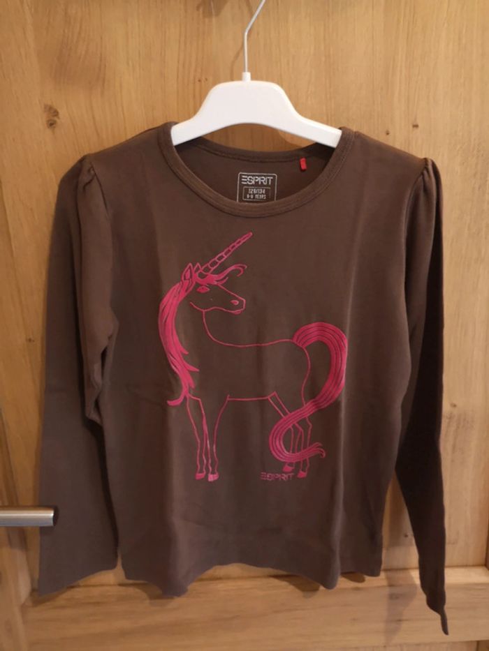 T-shirt Esprit en brun à imprimé licorne rose 9 ans