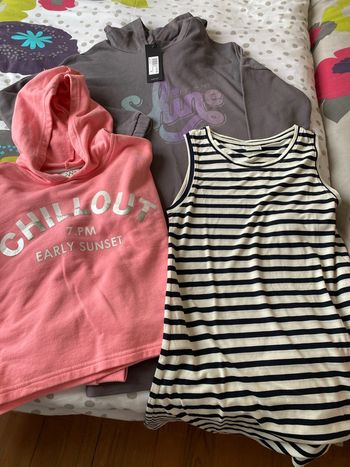 Lot de vêtements tailles