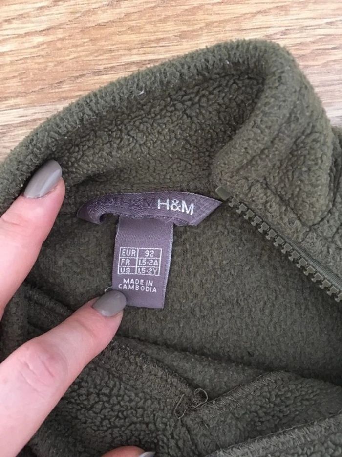 Sweats Taille 86-92. - photo numéro 5