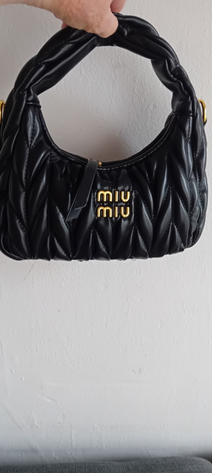 Sac a main miu miu neuf - photo numéro 1