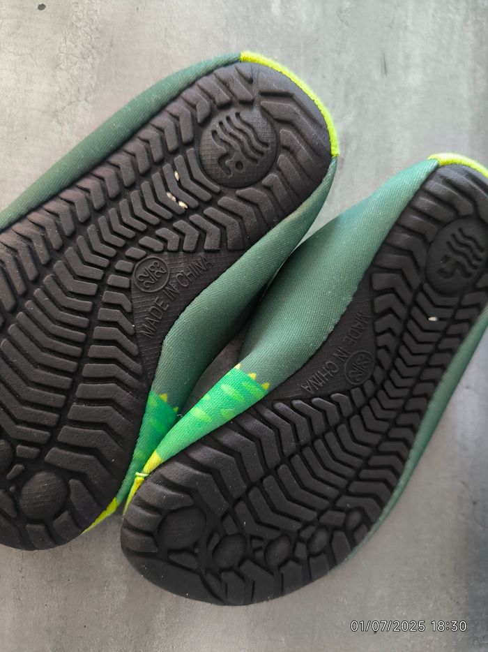 Aqua shoes crocodile T 22-23 - photo numéro 2