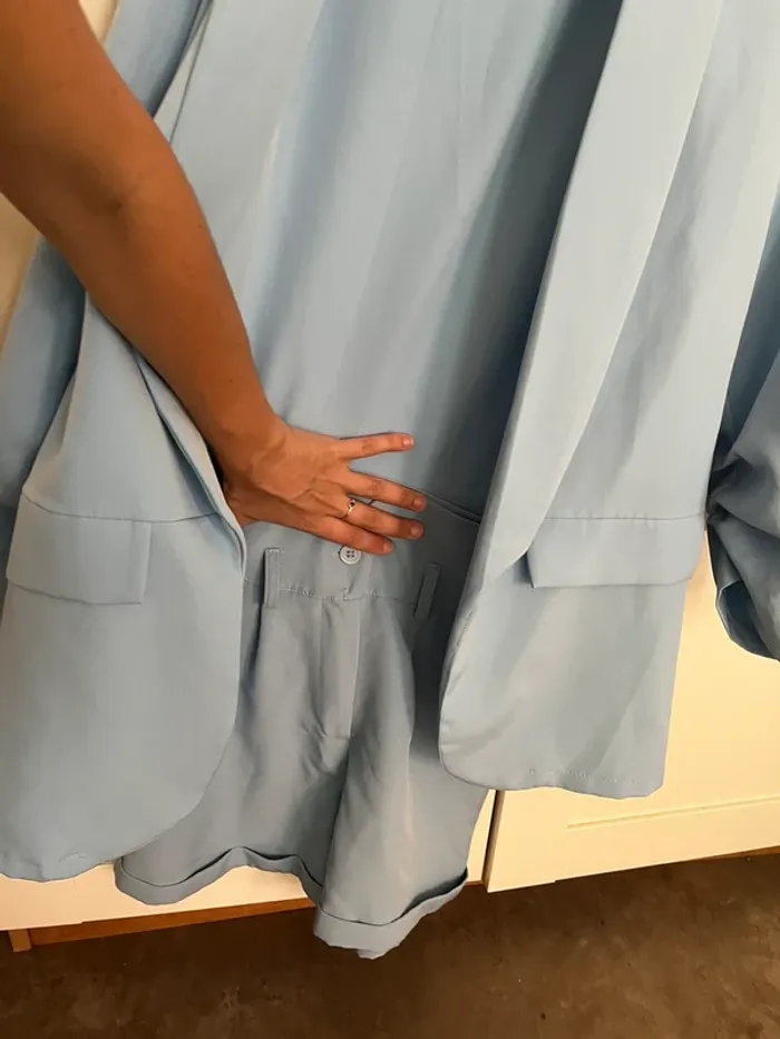 Ensemble bleu clair short et veste - photo numéro 6