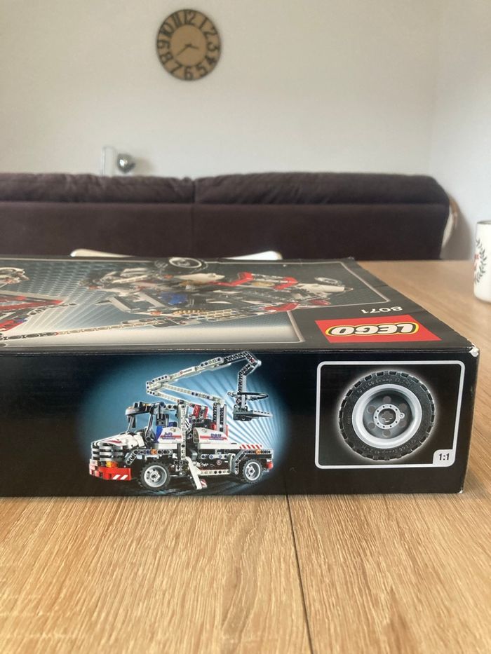 Lego Technic 8071 - photo numéro 3