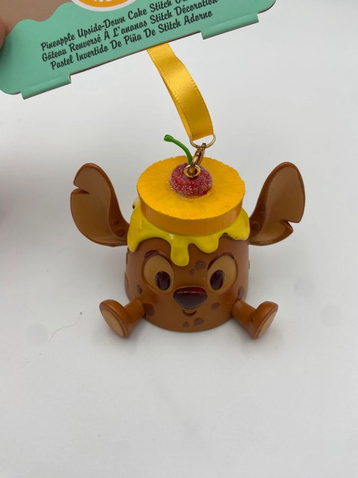 Ornement point à l'envers Disney Parks 2023 Munchlings friandises cuites ananas - photo numéro 2