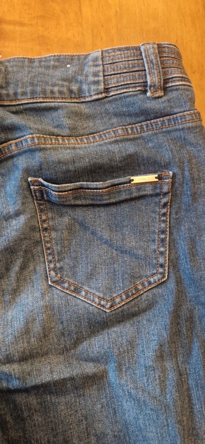 Jean taille 42 c est beau la vie - photo numéro 3