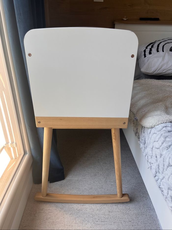 Lit bébé à bascule Vertbaudet + 2 matelas (1 neuf, 1 très bon état) - photo numéro 2