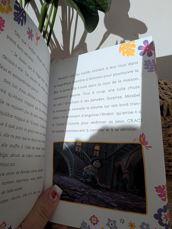 Encanto la fantastique famille madrigal - photo numéro 2