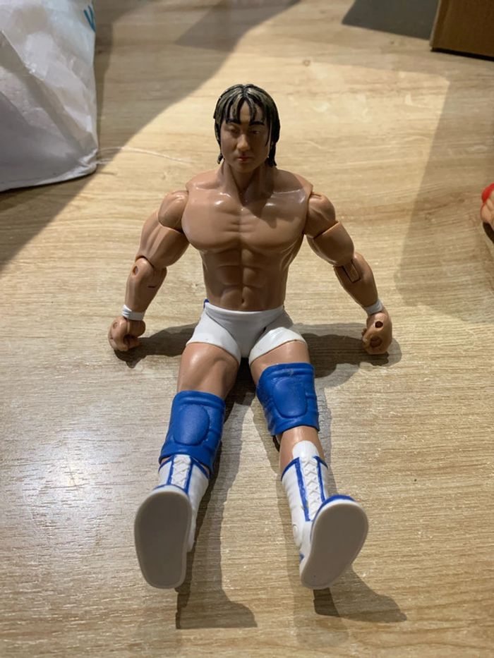 Figurine articulée du catcheur Funaki - photo numéro 3