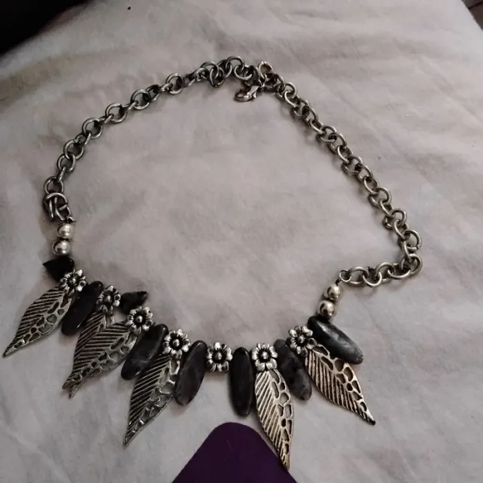 Collier 🎁 - photo numéro 2