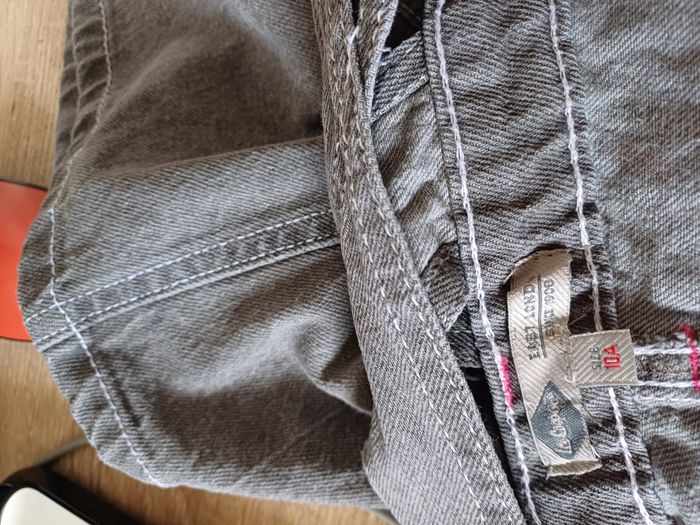 jupe salopette et tee shirt manches longues Taille 10 ans - photo numéro 7