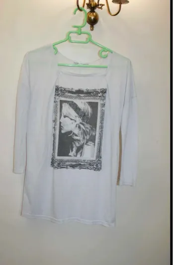 lot  pulls et tee shirt