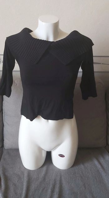 Pull crop top