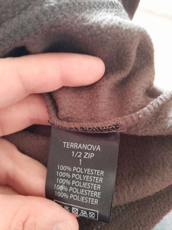 Pull homme taille 1/2 donc ~38/40 - photo numéro 3