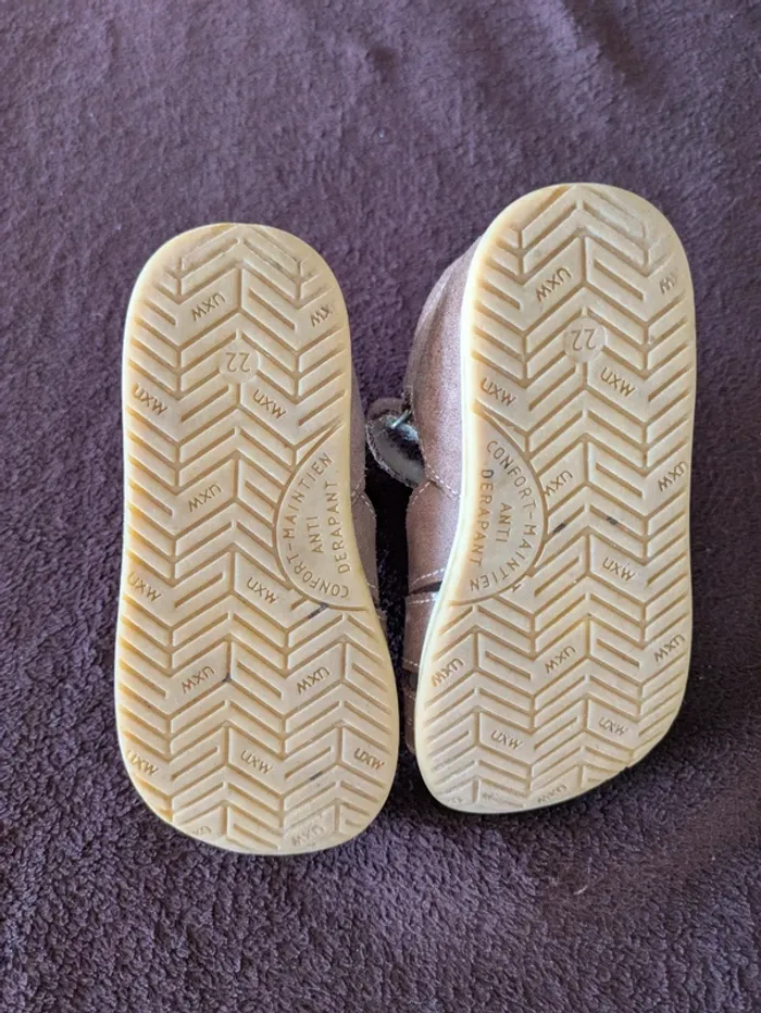 Chaussures cuir semi-fermées 22 - photo numéro 6