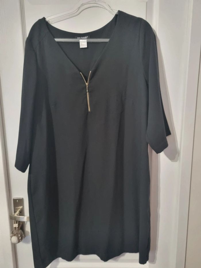 Robe noire balsamik
