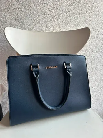Sac à main bleu marine